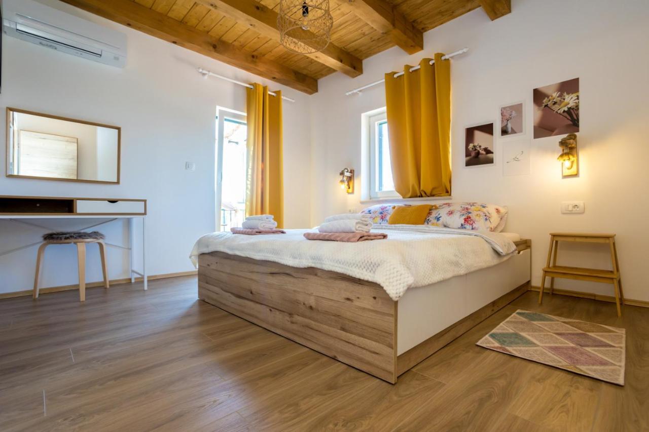 Villa Adastra Malinska Exteriér fotografie
