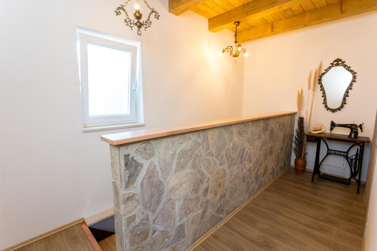 Villa Adastra Malinska Exteriér fotografie